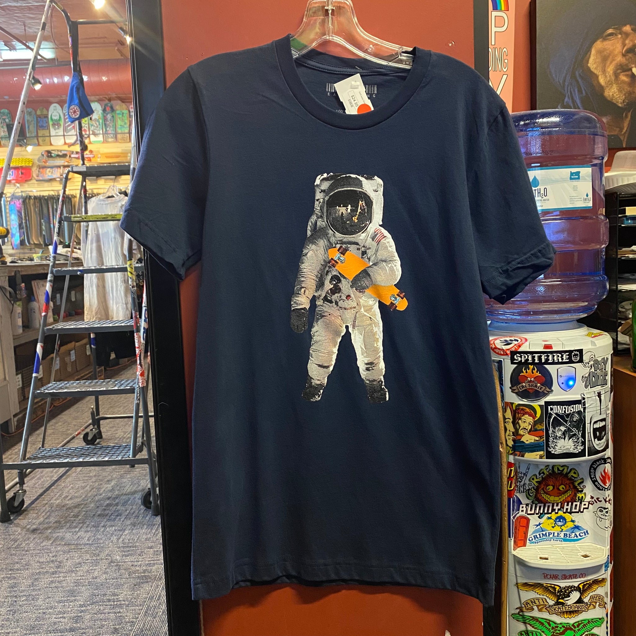 Earthling "Astronaut" T-Shirt Small