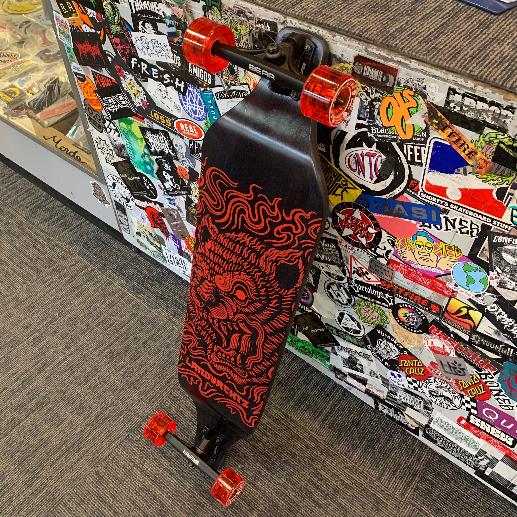 Landyachtz "Evo - Nine Balls" 40" Custom Complete