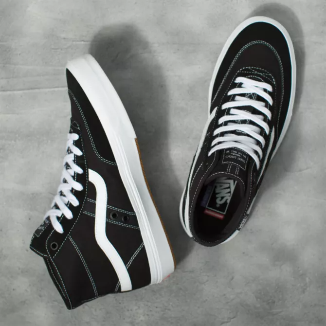 Vans pro black white hotsell